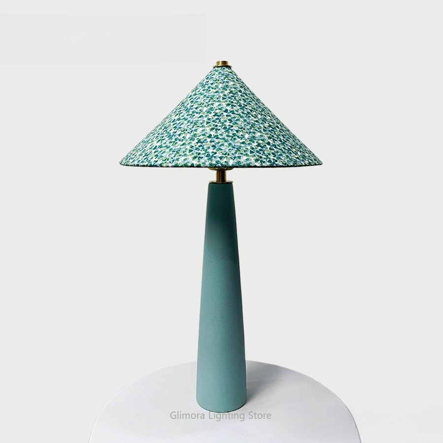 Century Textile & Sewing Supply - Lampe de table en forme de