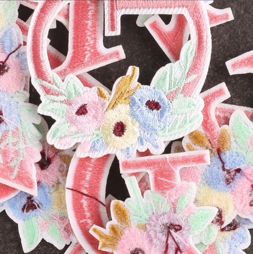 Patchs brodés de fleurs roses  - Sewing Id avis et prix